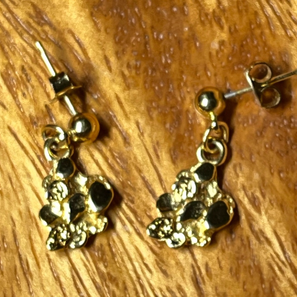 COP 88 VTG Gold-plated Pierced Earrings Nugget Look Dangle on Gold-plated Ball